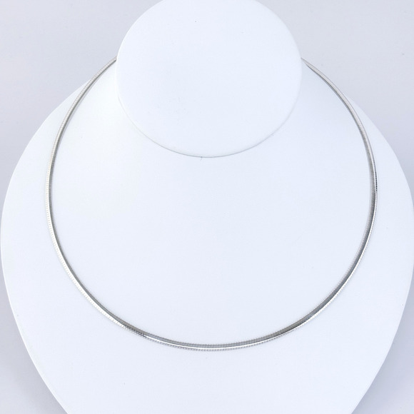 Vintage Italy Sterling Silver 925 2.5mm Flat Snake Chain Necklace 16”-18” - Picture 1 of 4